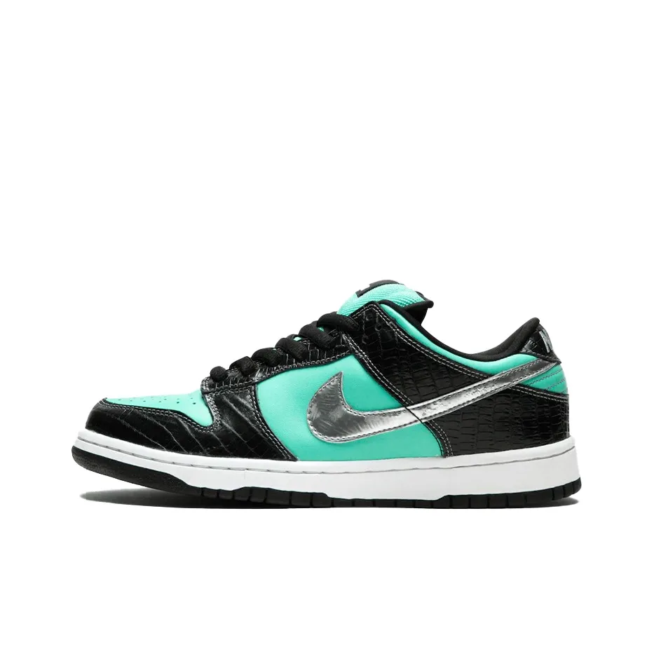 Nike Sb Dunk Low Diamond Supply Co. + An Exclusive Offer With Apple Pay!