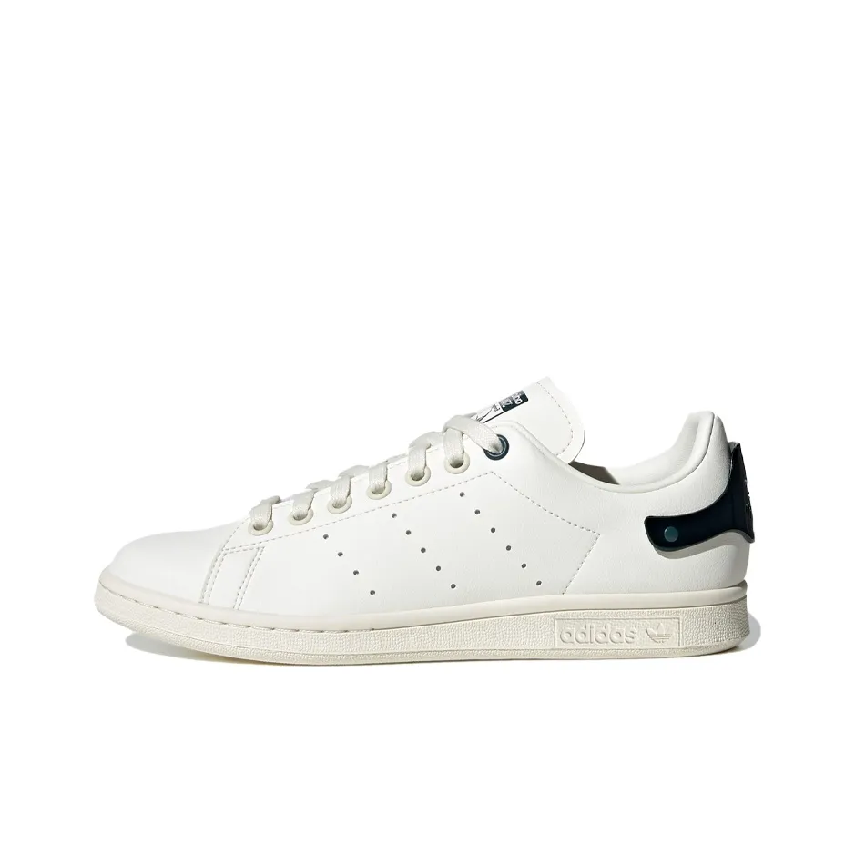 Adidas Originals Stan Smith Skateboard Shoes Women's Low Top Ecru