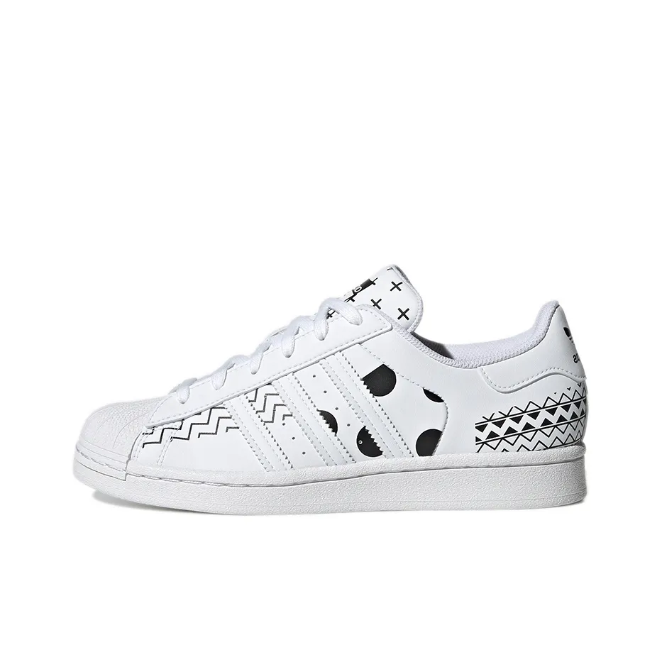 Adidas Originals Superstar Sneakers Black/White Women's