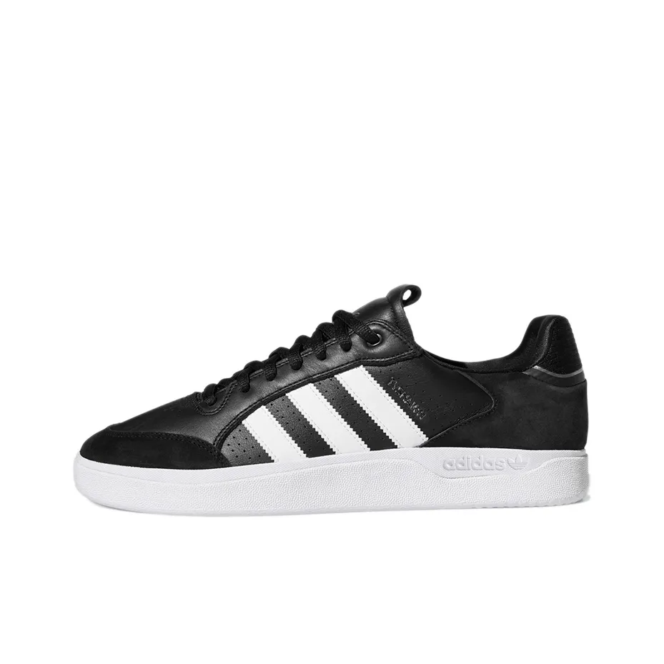 Adidas Tyshawn Low Black White