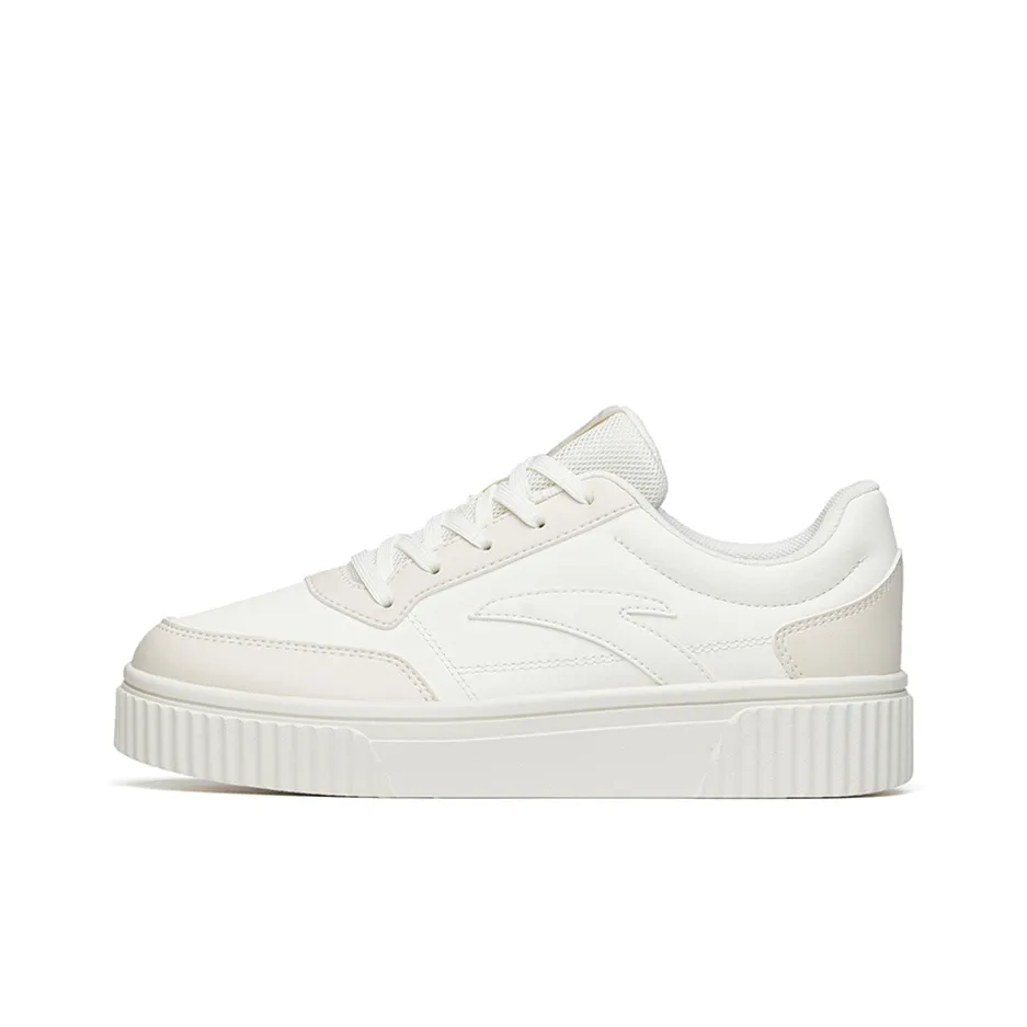 ANTA Women's Thick Soled Skate Low 'White Light Pink'