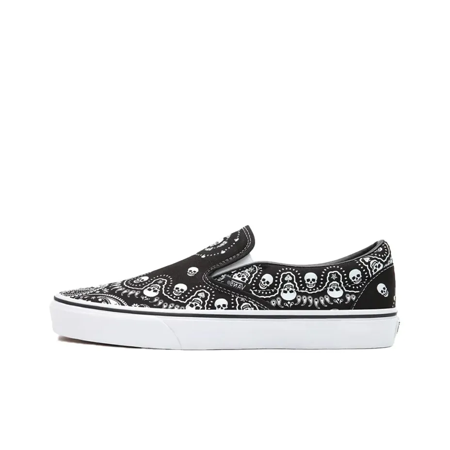 Vans Classic Slip On Skull Bandana Print Black White