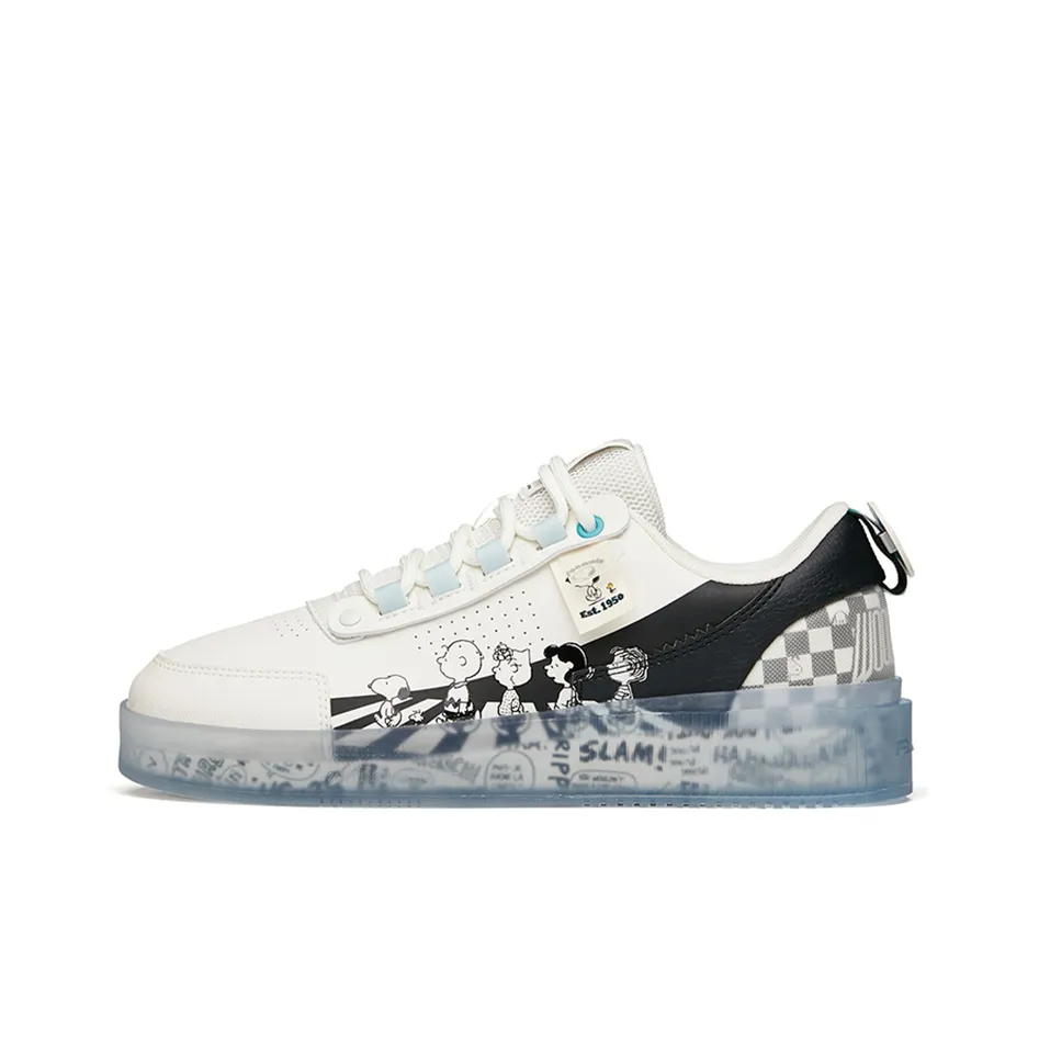 SNOOPY x Anta Durable Breathable Low Top Skateboard Shoes Men
s White