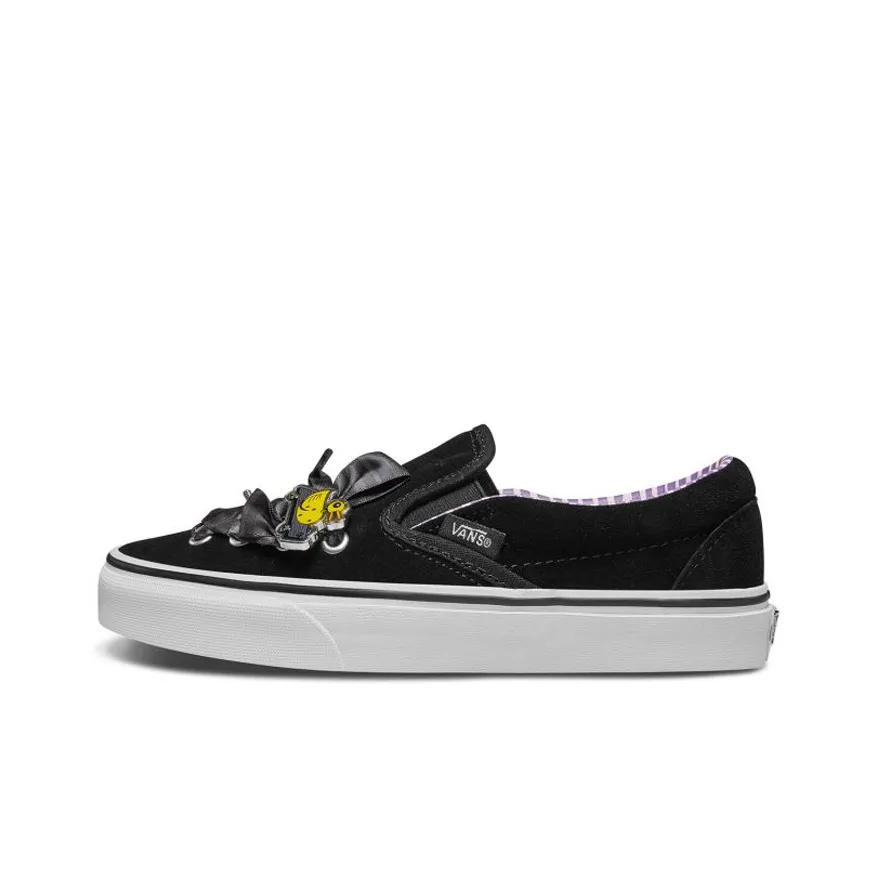 Vans The Nightmare Before Christmas X Classic Slip On 'Haunted Toys'