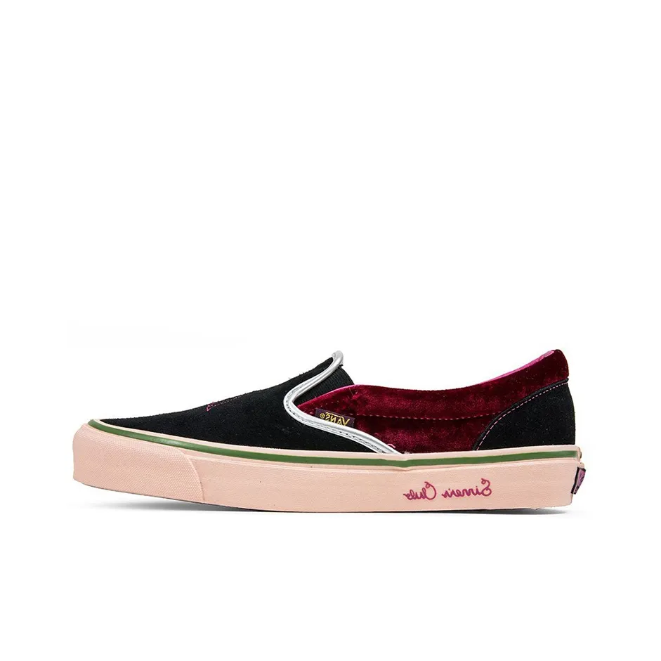 Vans Feature X Classic Slip On 'Sinners Club'