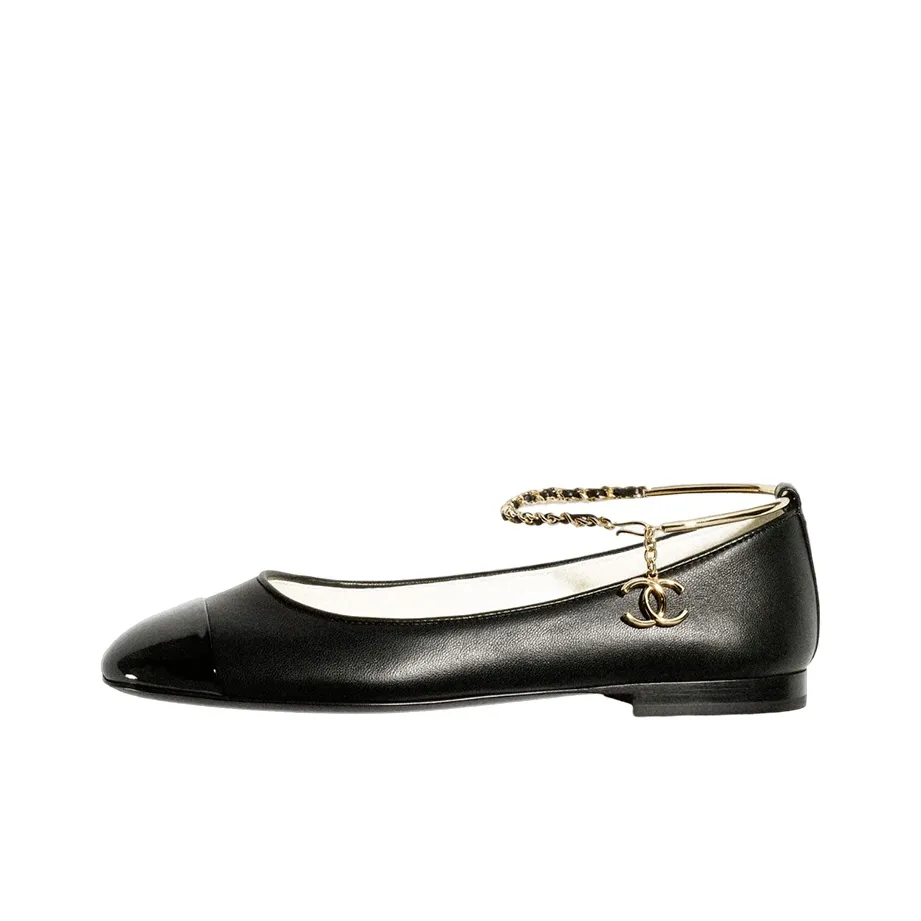 CHANEL Women's Casual Shoes Women's Black