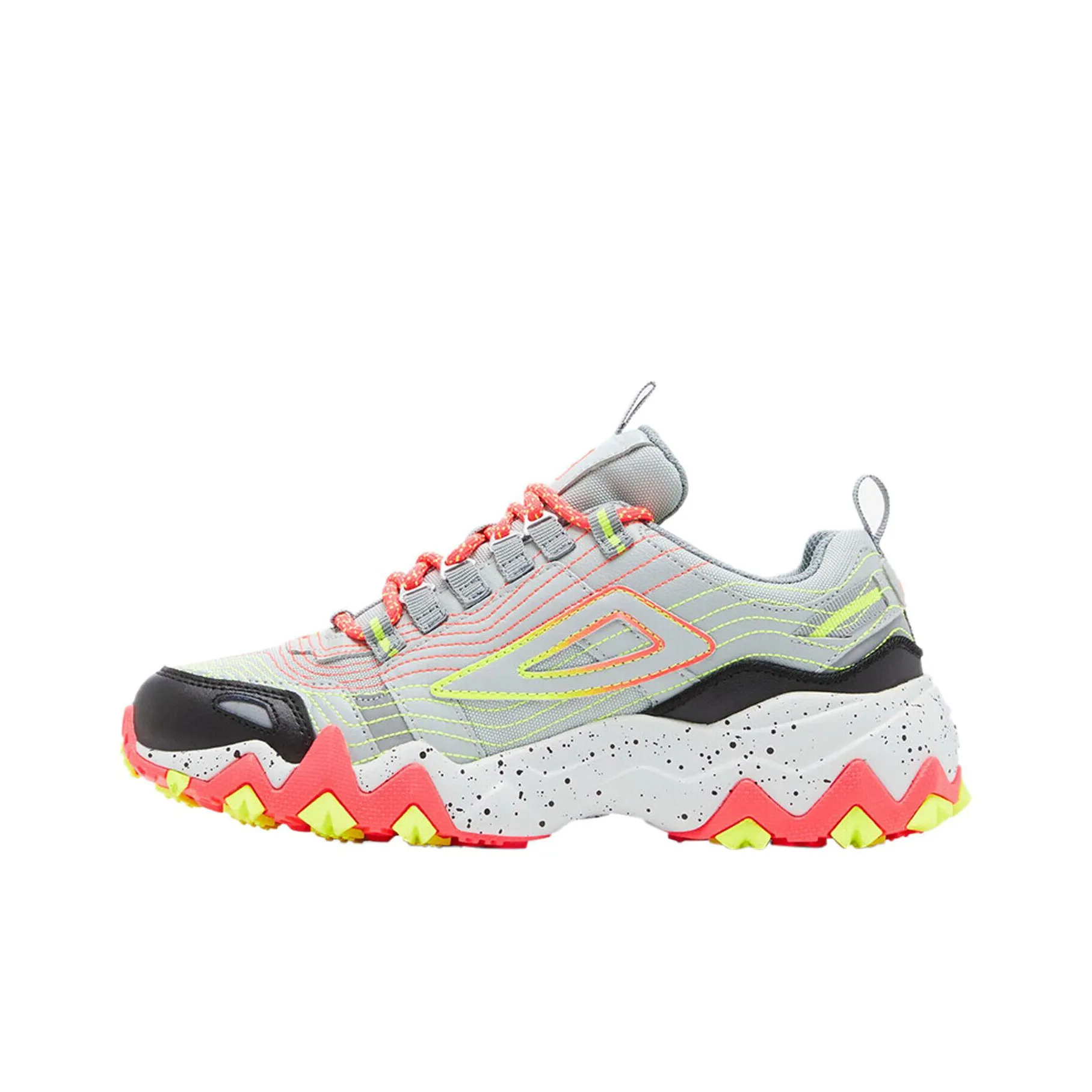 FILA Oakmont Tr Low Top Chunky Sneakers Women's Gray Red