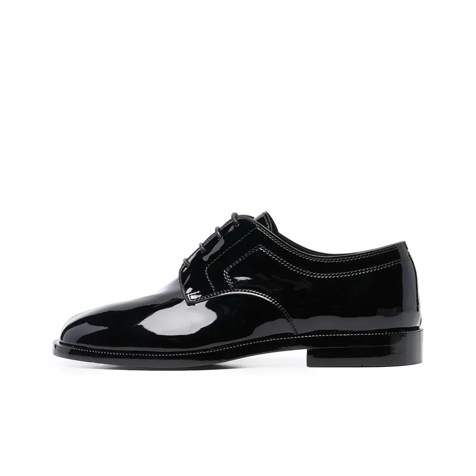 Maison Margiela Tabi Patent-leather Brogues