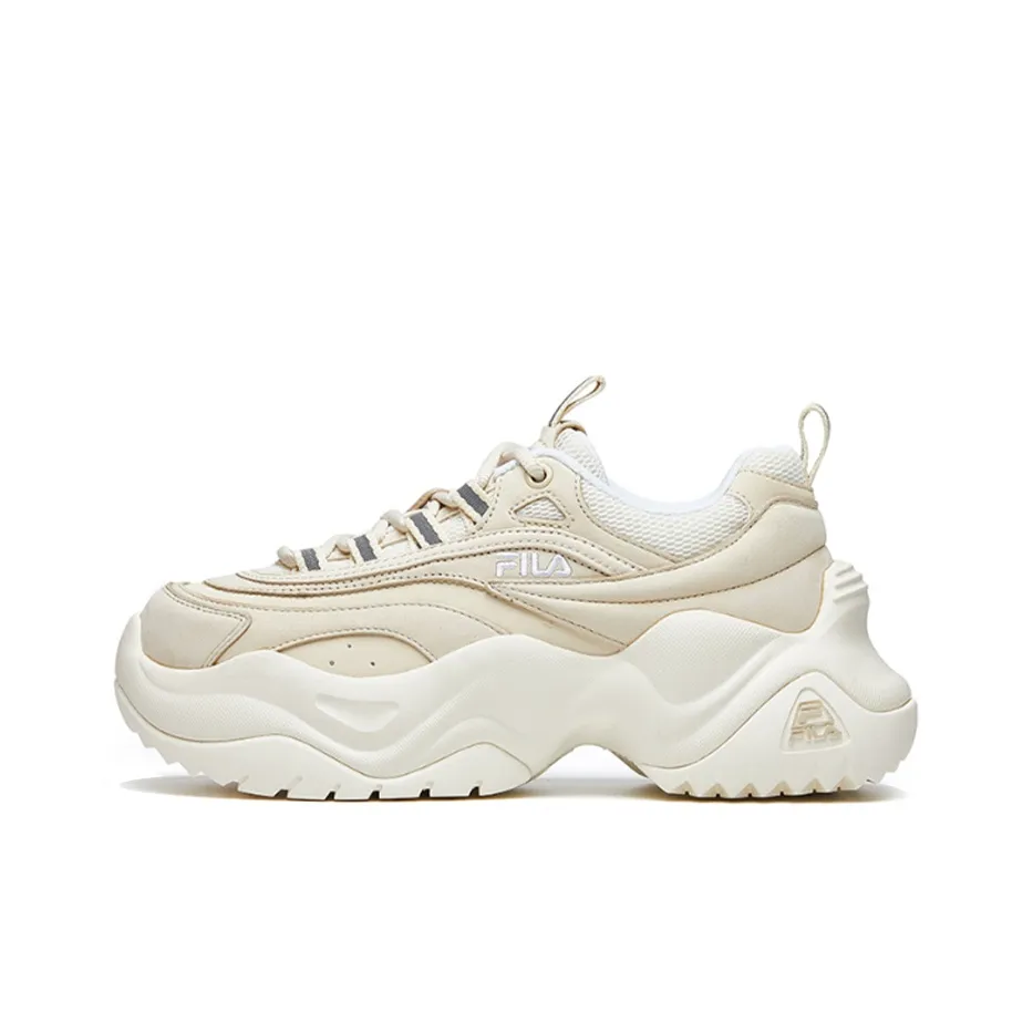 FILA FUSION Ray 1 Pose Low Top Chunky Sneakers Women's Beige