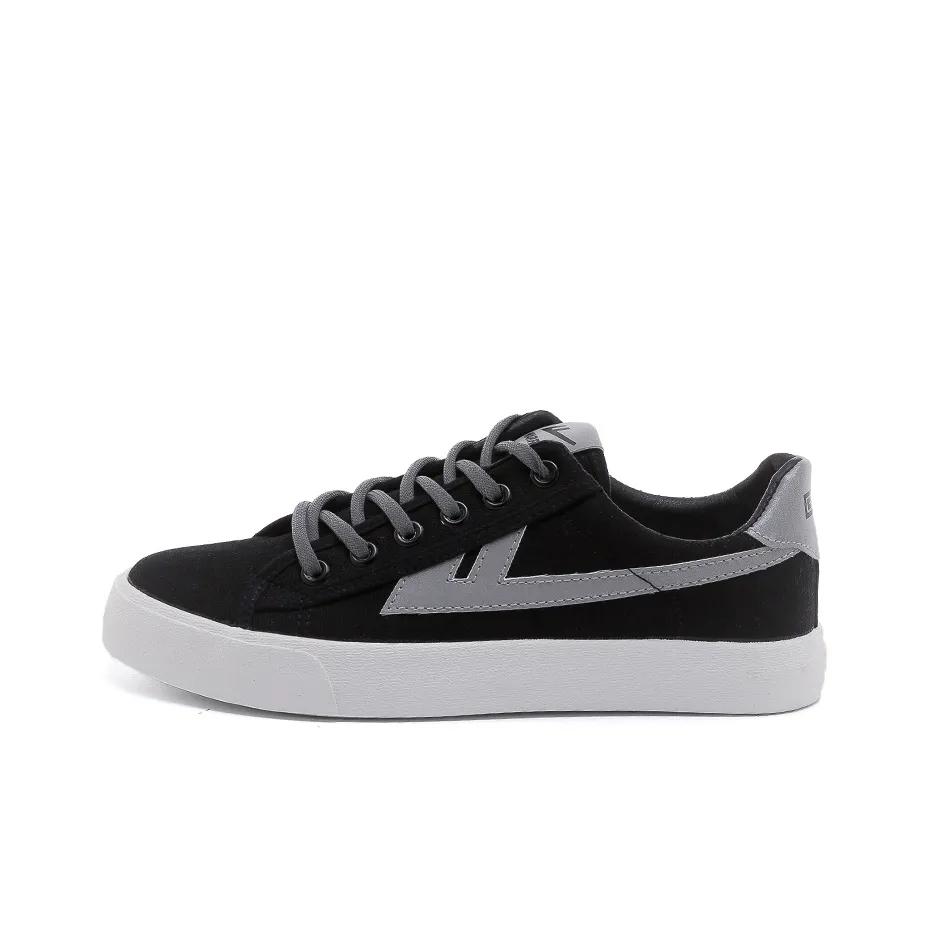Warrior Trendy Versatile Comfortable Casual Wear resistant And Lightweight Low Top Canvas Shoes Unisex Black Gray Color