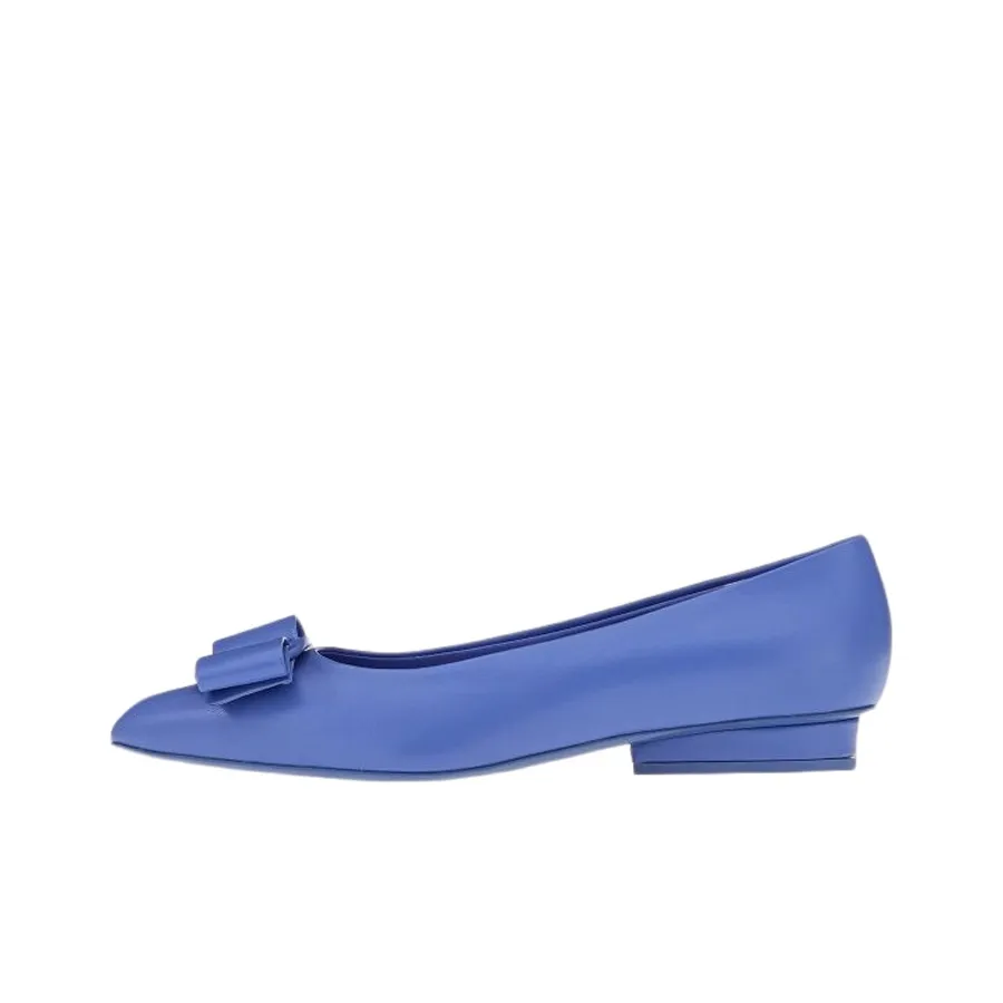 Ferragamo Viva Women's Casual Shoes Women's Blue