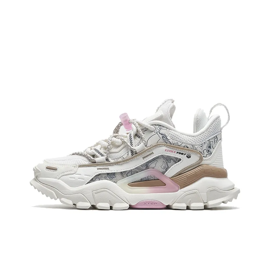 XTEP Shanhai Collection Anti Slip And Wear Resistant Breathable Low Top Chunky Sneakers Women's Pink Plum