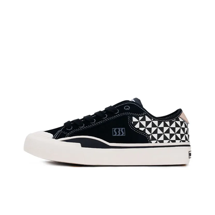 SEW BY SOU Wear Resistant Slip Resistant Low Top Canvas Shoes Unisex Black White