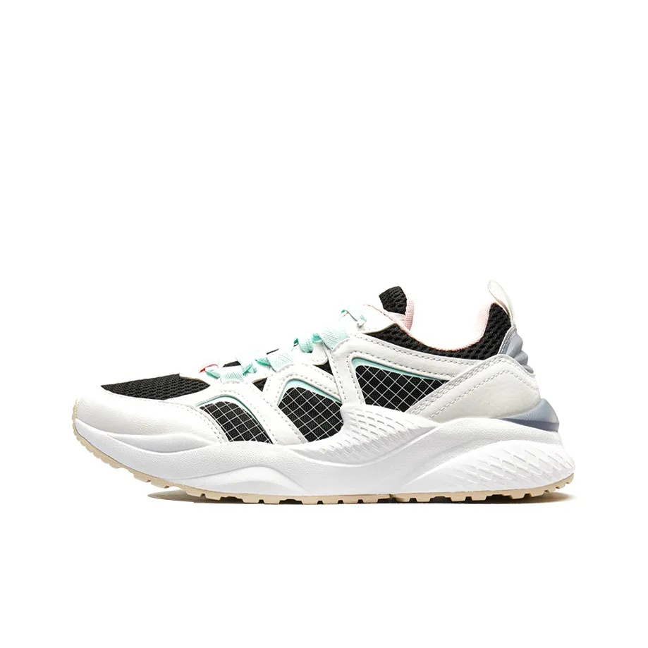XTEP Chunky Sneakers Women's Low Top Black/White
