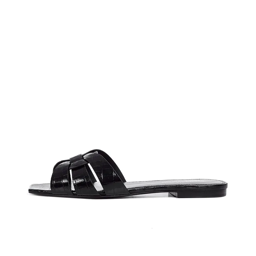 Saint Laurent 32