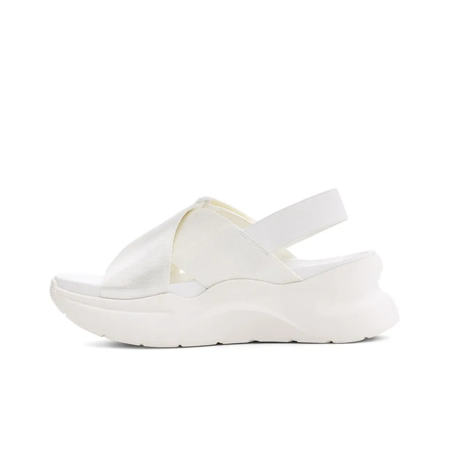 UGG La Breeze Stylish Sandal Women's White Yellow