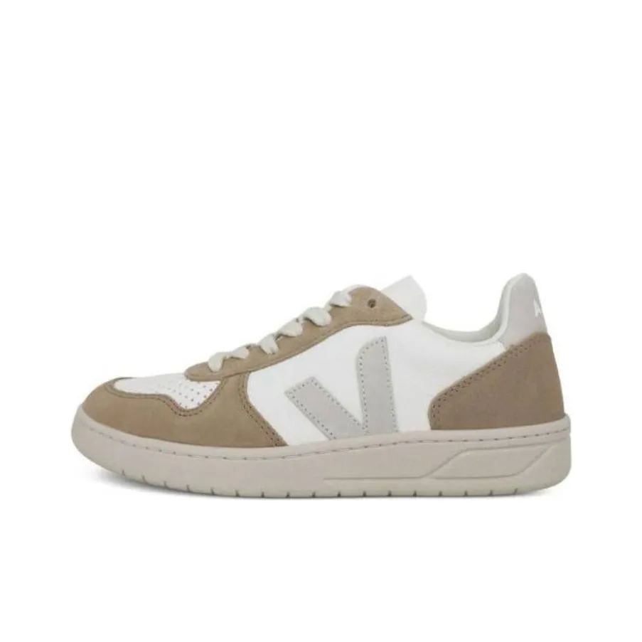 VEJA V 10 Extra White Natural Sahara Women's