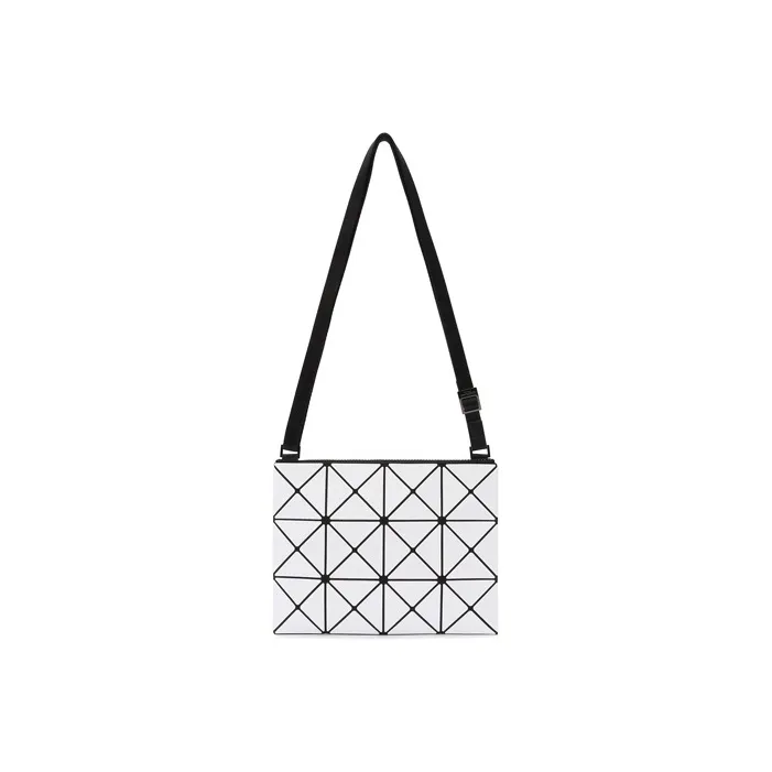 ISSEY MIYAKE Сумка через плечо из ПВХ Маленькая Унисекс Белая