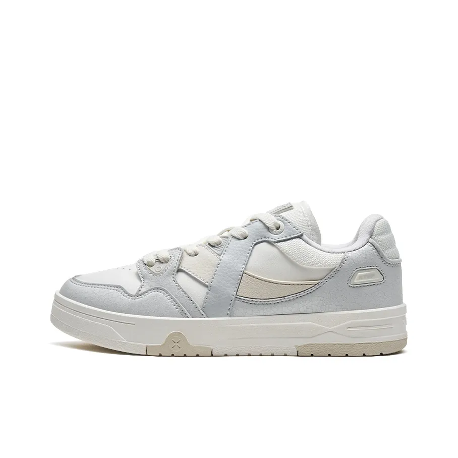 XTEP MAXX1.0 Anti-Slip Wear-Resistant Low-Top Skateboard Shoes Women's Sail White/Moonstone Gray/Milk Tea White