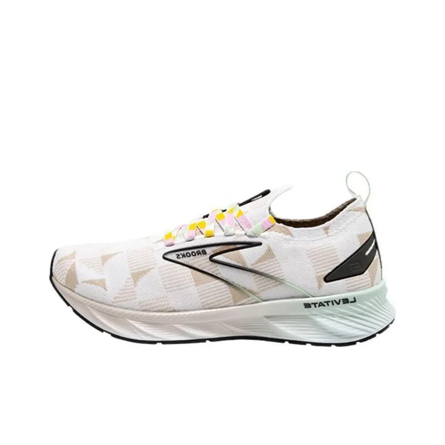 brooks trail Levitate StealthFit 6 'Checkered   White Silver Lining'