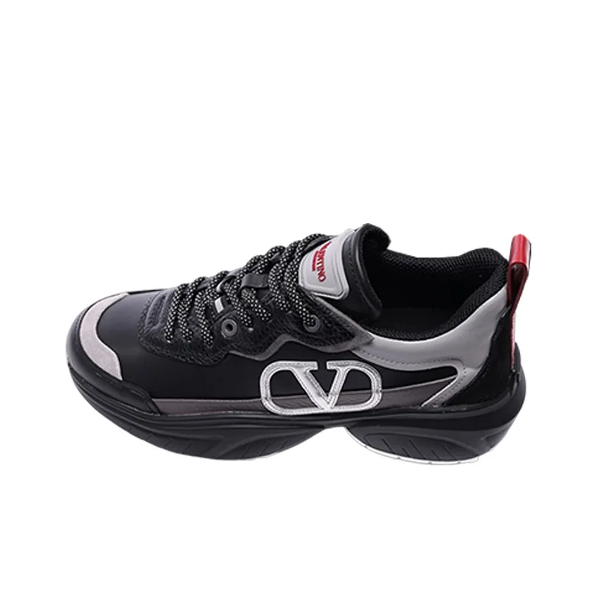 Valentino Low Top Casual Shoes Women's Black