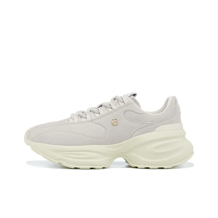 LI NING 1990 Clouds Противоскользящие Устойчивые к истиранию Низкий Топ Беговые кроссовки Женские Костяной белый