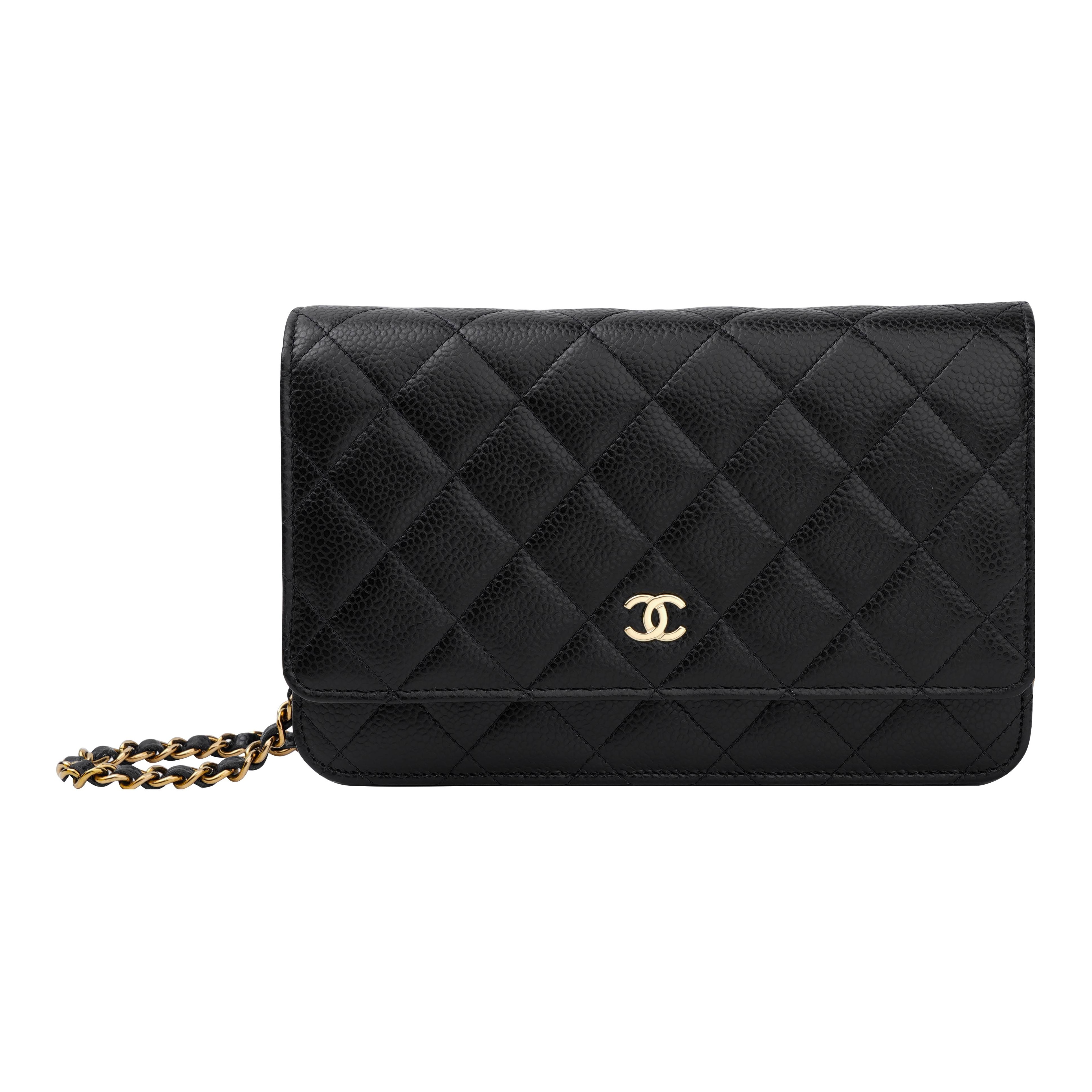 Discover the Timeless Elegance of the Chanel Boyfriend Bag