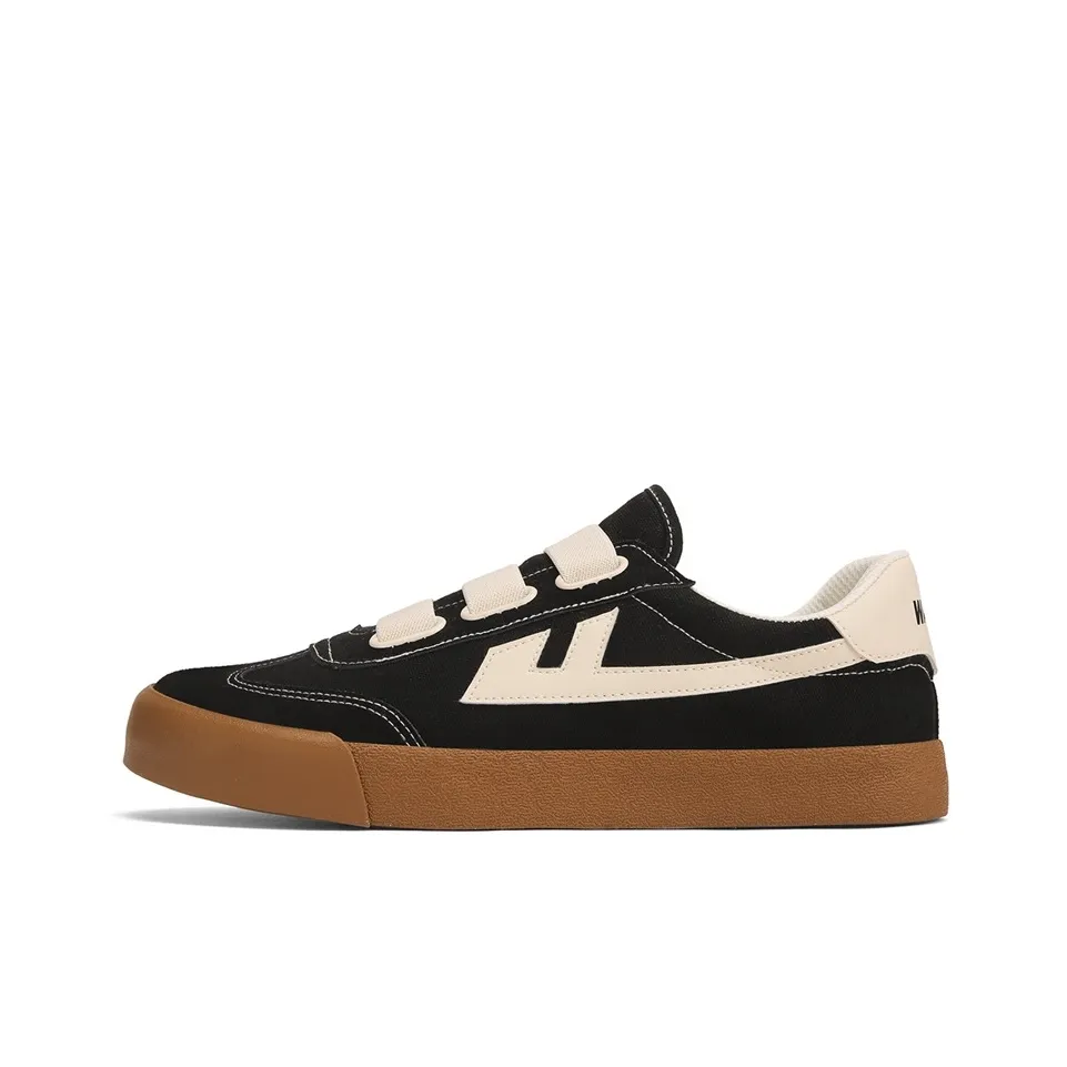 Warrior Anti Slip And Wear Resistant Lightweight Low Top Canvas Shoes Unisex Black Beige Brown