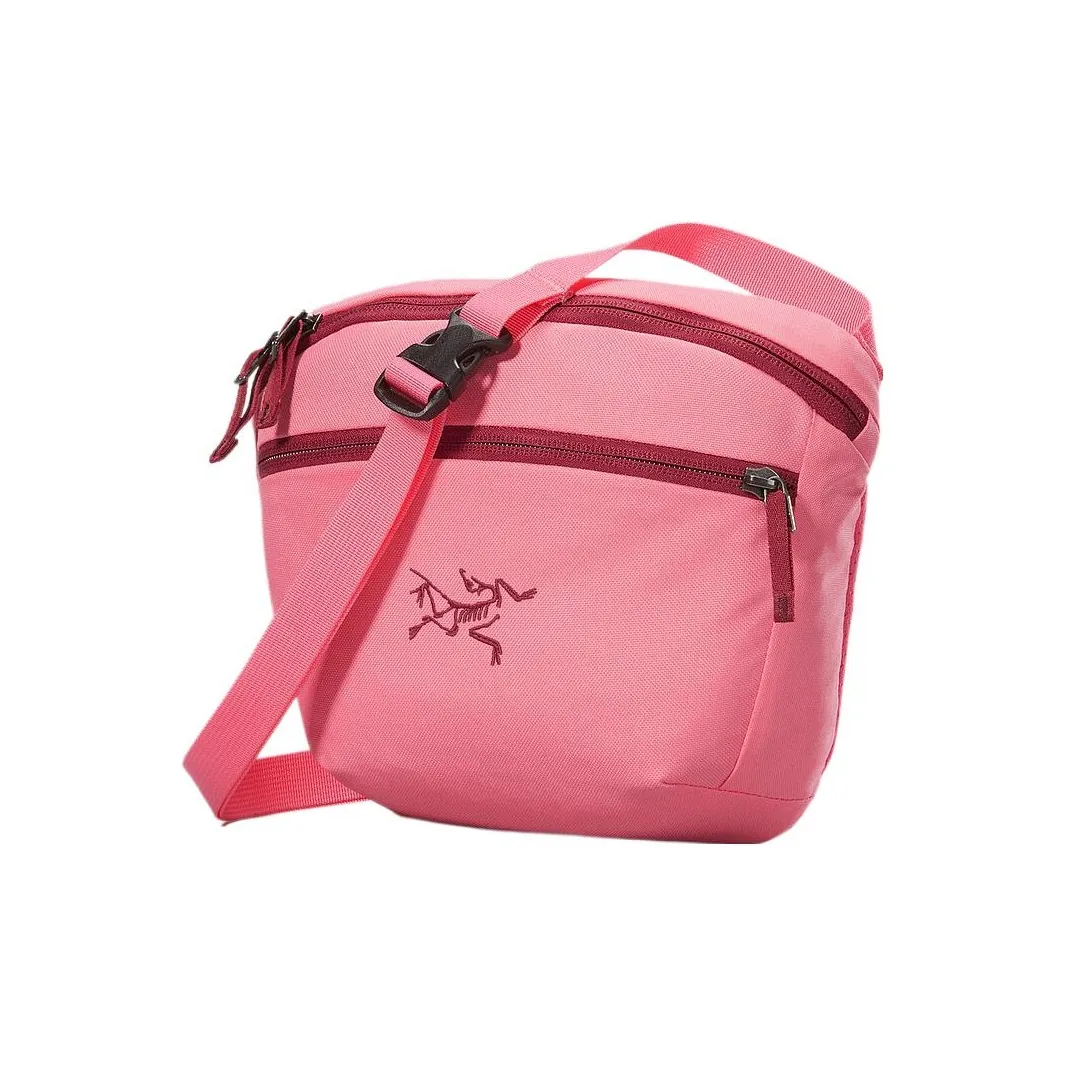 Arcteryx Mantis 2 Outdoor Bags Turbo Ac Cardinal Red