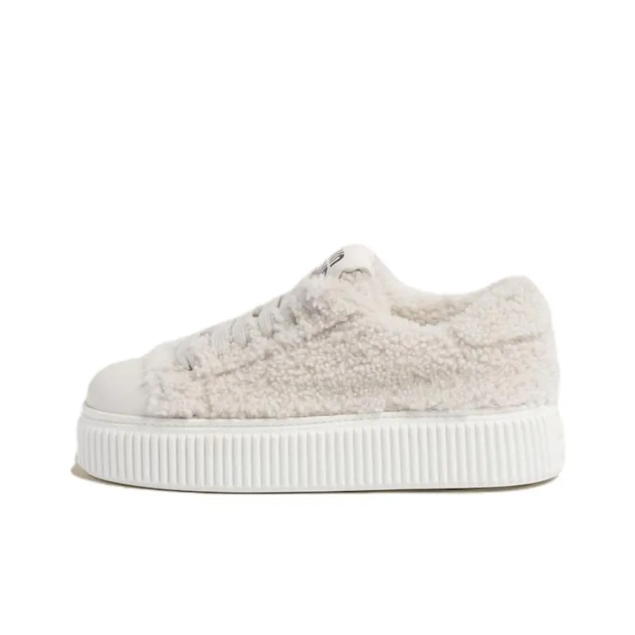 MIU MIU Skateboard Shoes Women's Low-Top White