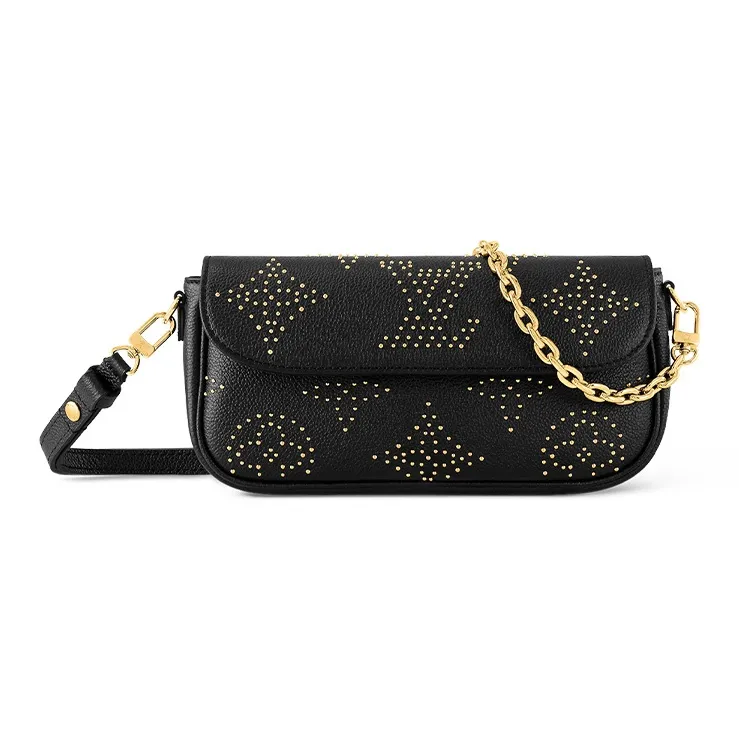 LOUIS VUITTON Wallet On Chain Ivy