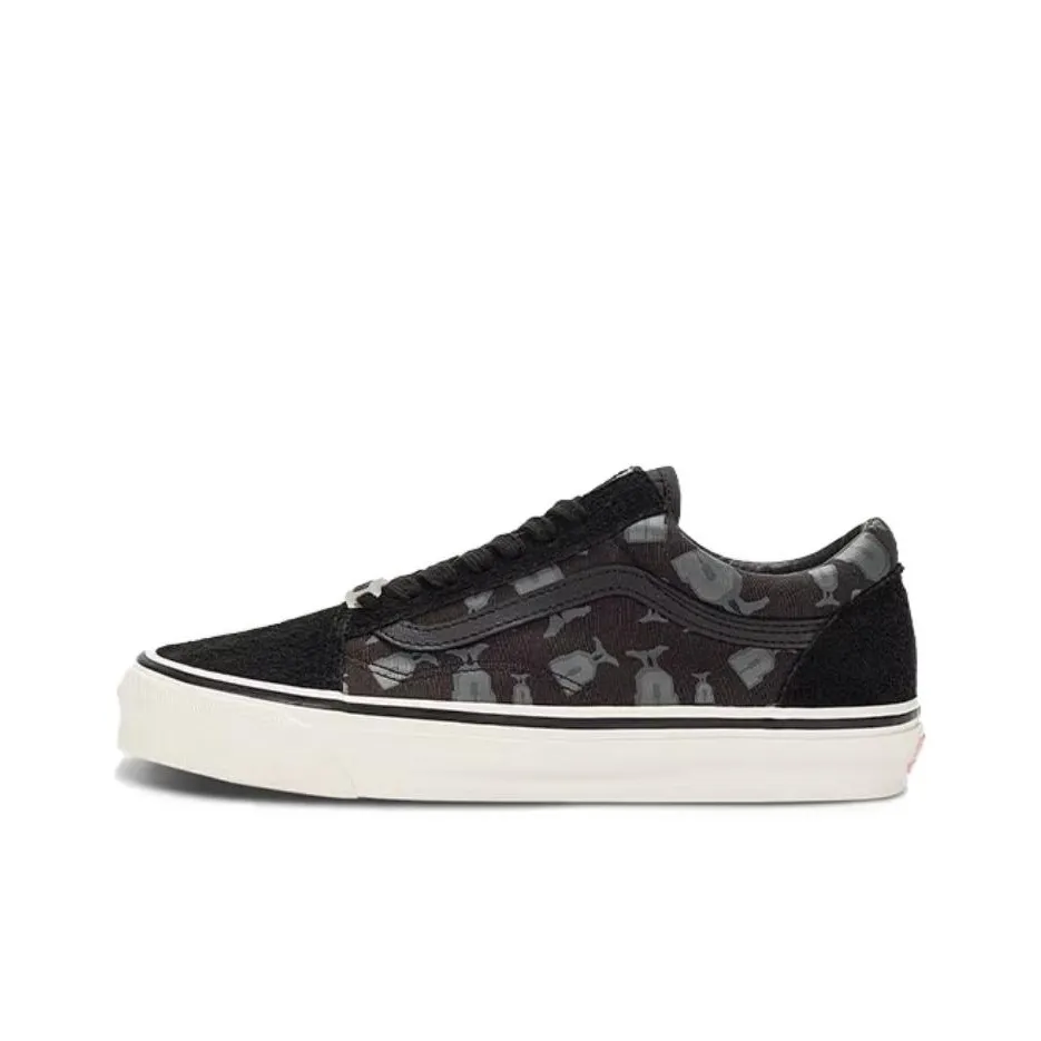 Vans X Undefeated Old Skool 'Black'