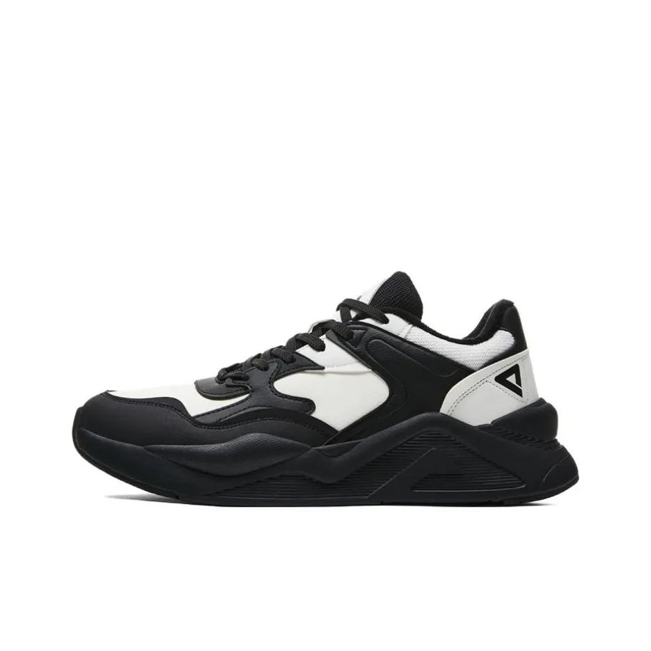 PEAK Cushioning Wear Resistant Low Top Chunky Sneakers Men's Black White