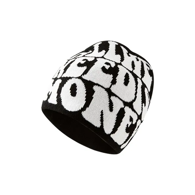 FREE RABBITⅡ Акриловая шапка-бини унисекс