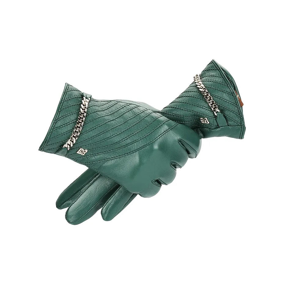 PIERRE CARDIN Внешний материал: овчина, козья кожа. Подкладка: ткань, мягкий флис. Перчатки женские