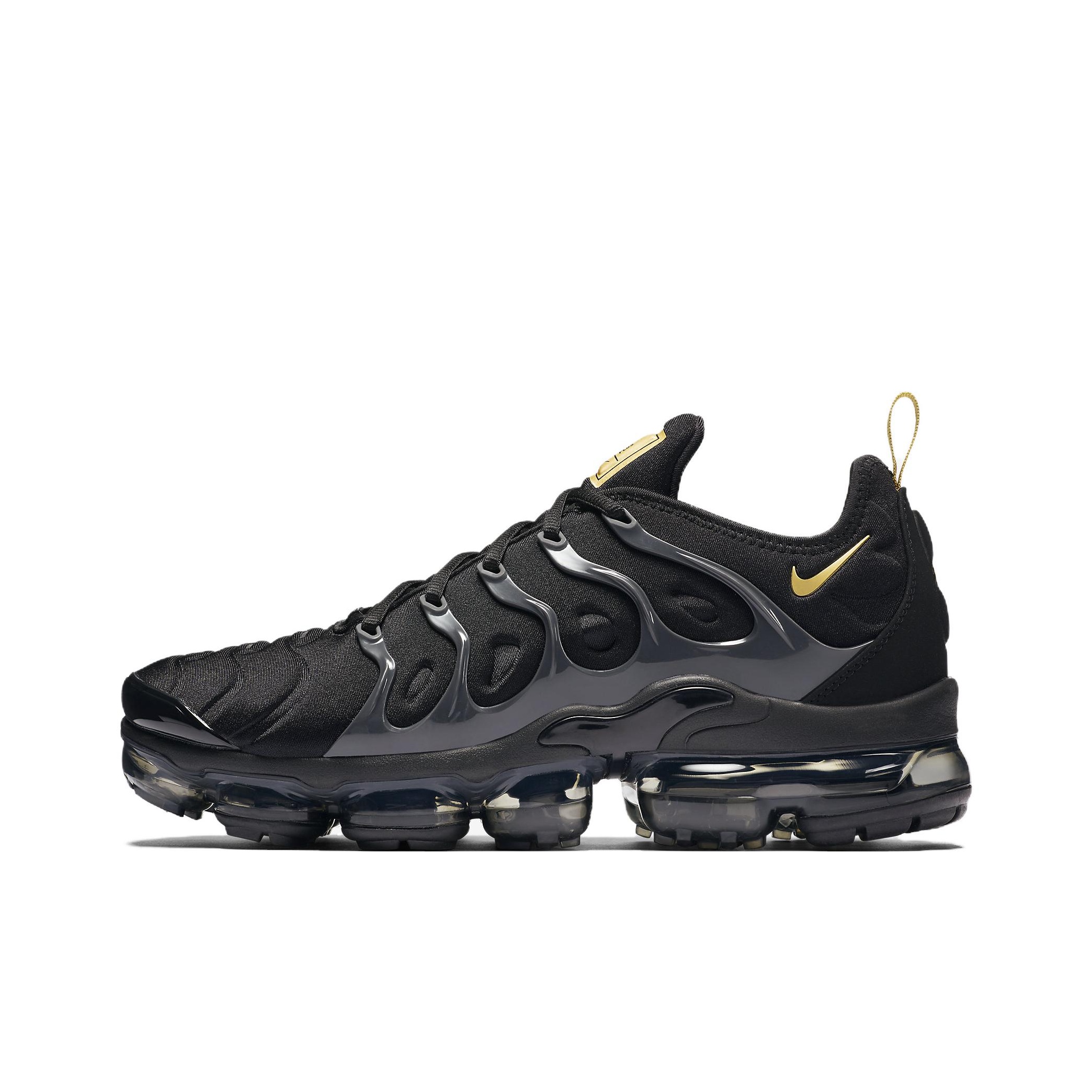 best vapormax plus colorways
