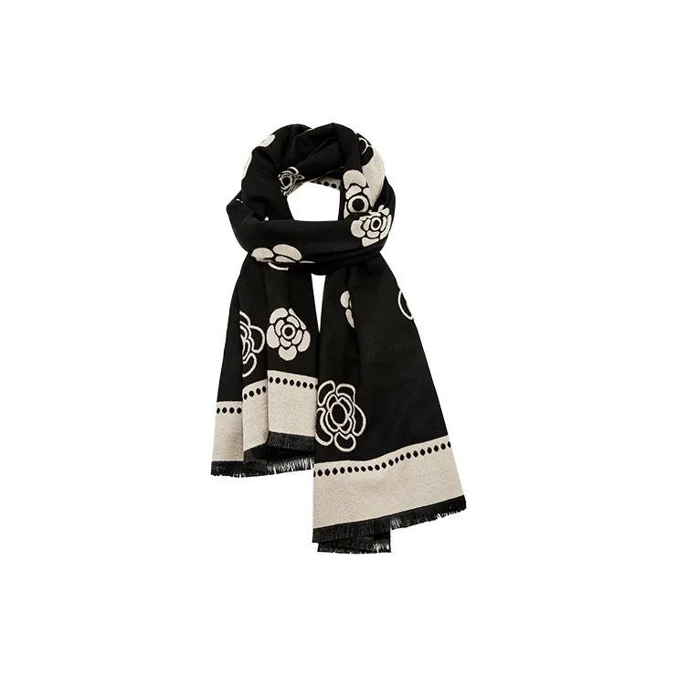 EQUIPMENTELEGANT Plush Yarn Warm Scarf Women's