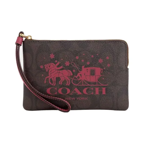 COACH Corner Zip Клатчи Женские