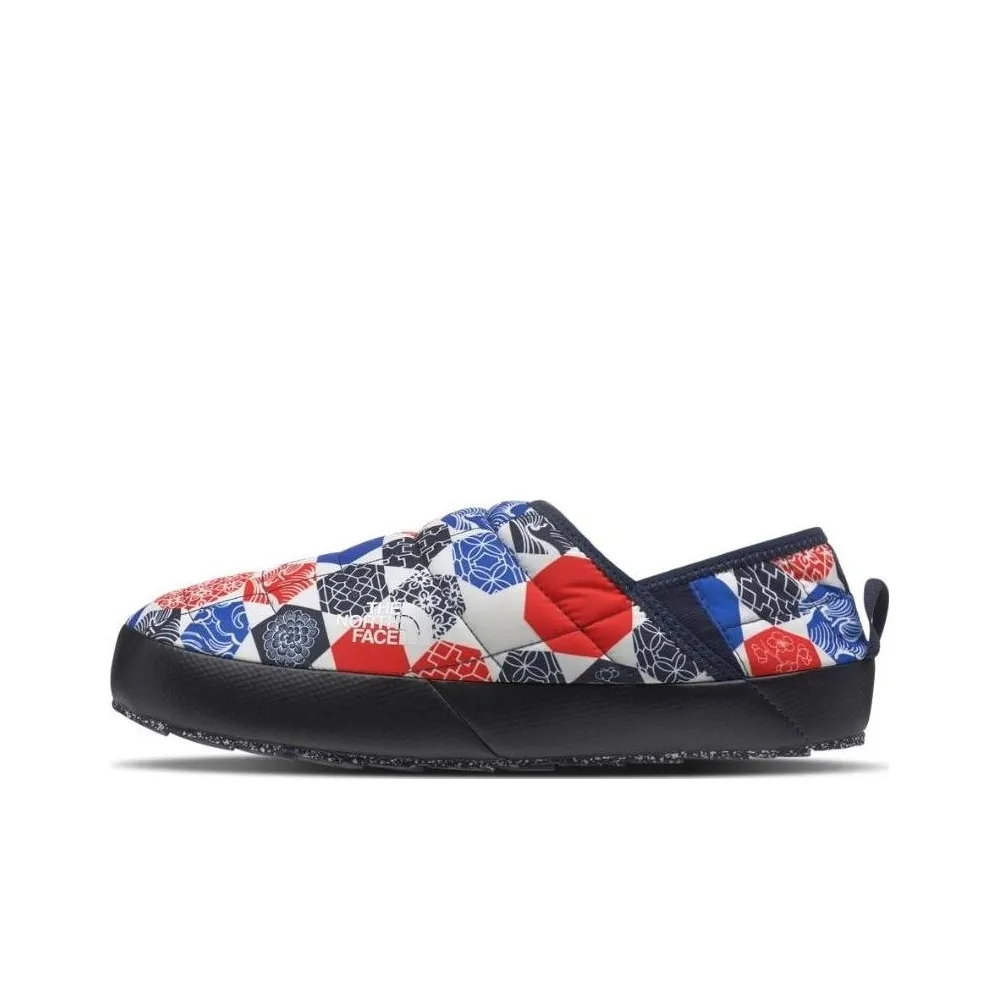 THE NORTH FACE Thermoball Traction Cushioning Wear Resistant Low Top Casual Shoes Women's Black Red