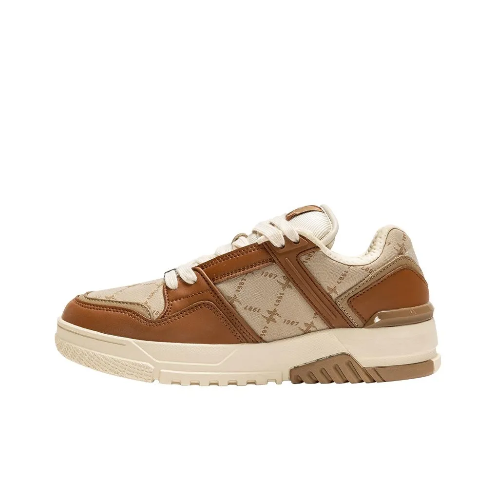 XTEP Cushioning, Wear Resistant Low Top Training Shoes Women's Yellow Brown