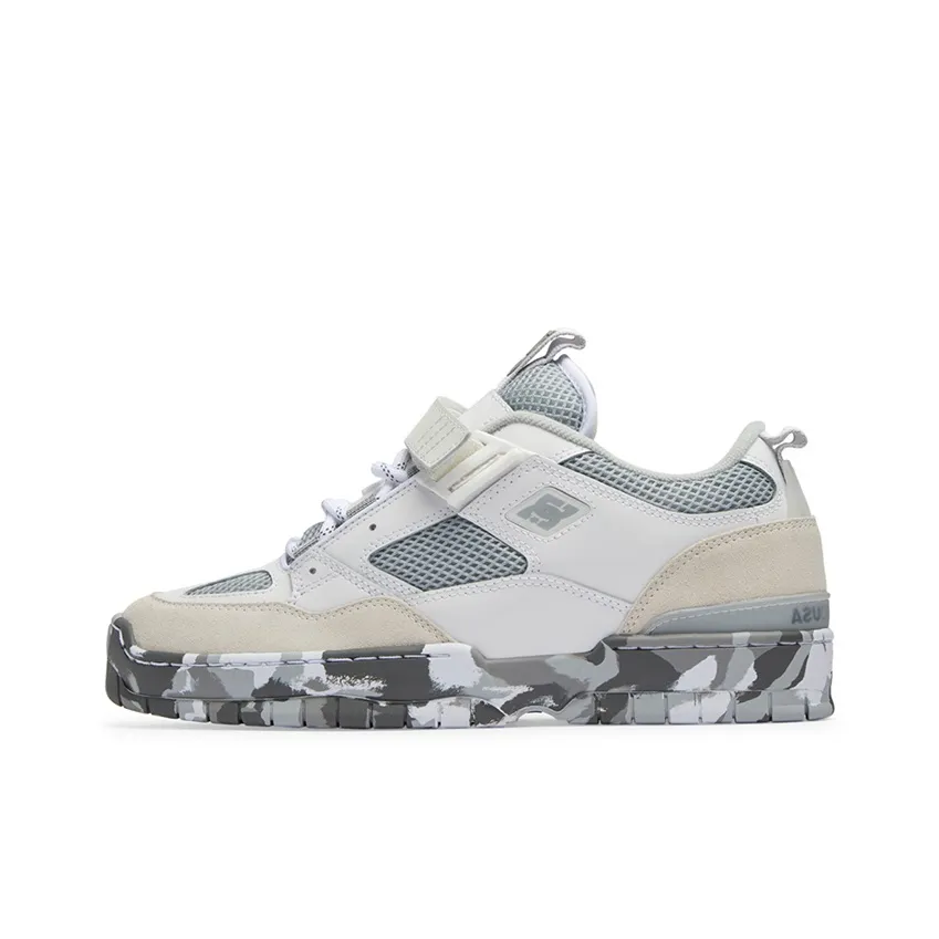 DC Shoes Skateboard Shoes Men's Low Top White