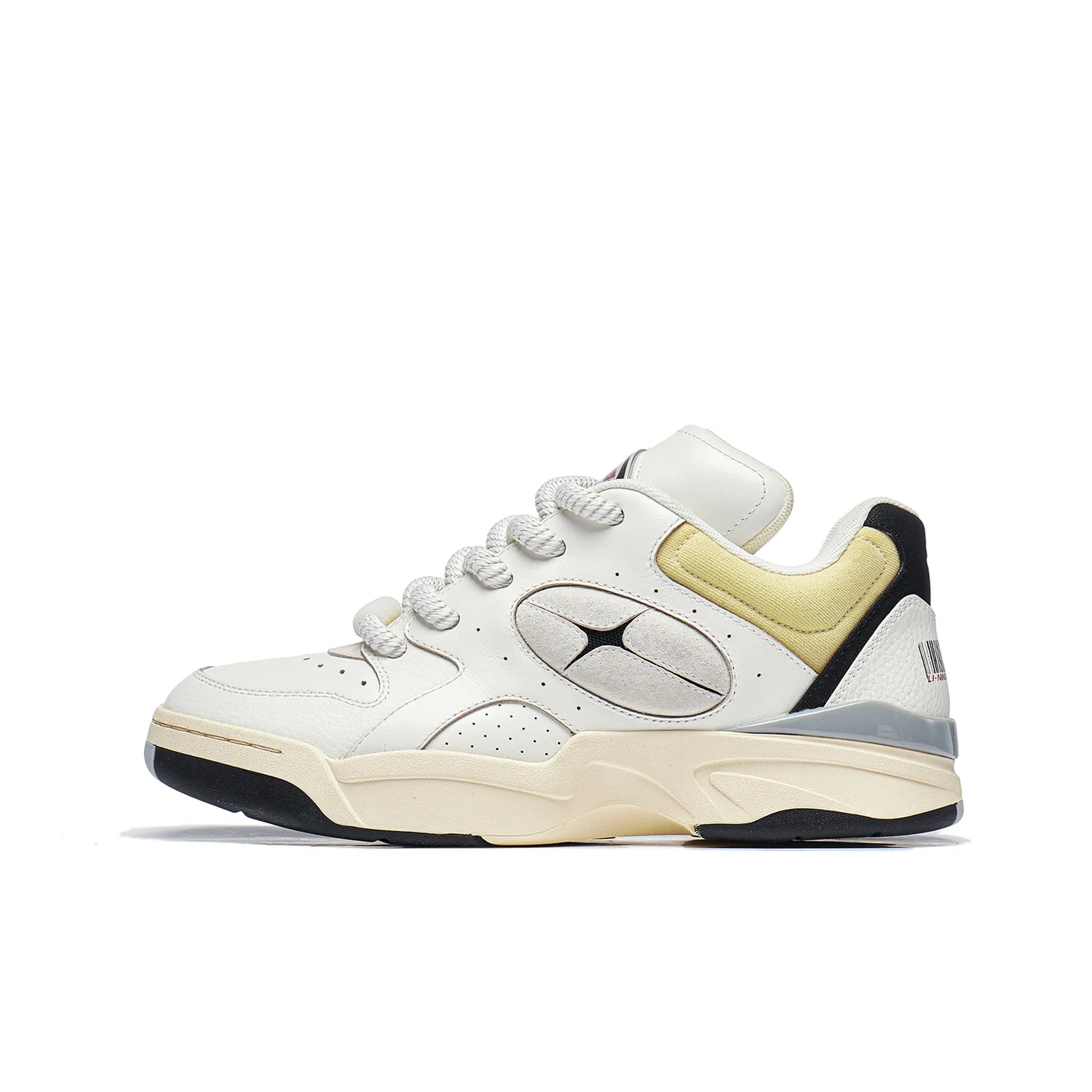 LiNing Shooting Star Cushioning, Wear Resistant Low Top Running Shoes Unisex Ecru
