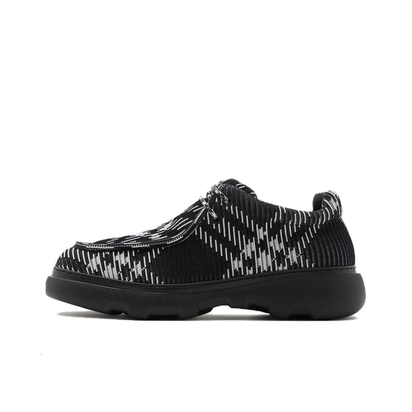 Burberry Checked Round-toe Derby Shoes