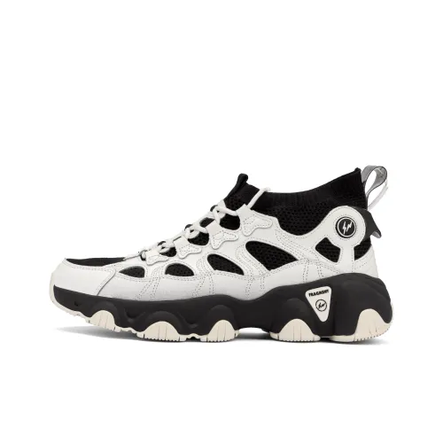 Fragment Design Толстоподошвенные кроссовки Low Top Черно-белая панда Унисекс