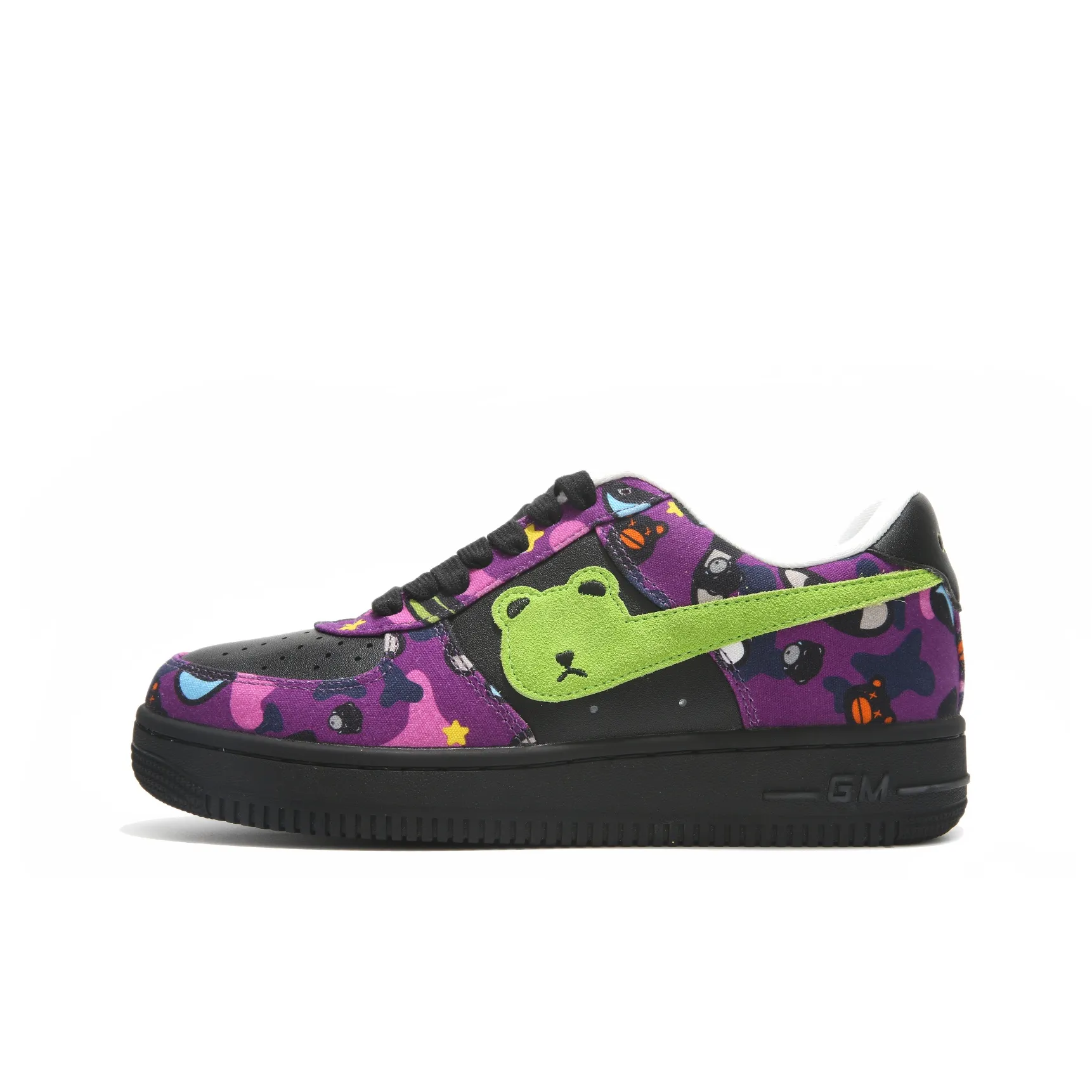 GOLD MEMBER BEAR Anti Slip Wear Resistant Low Top Skateboard Shoes Unisex