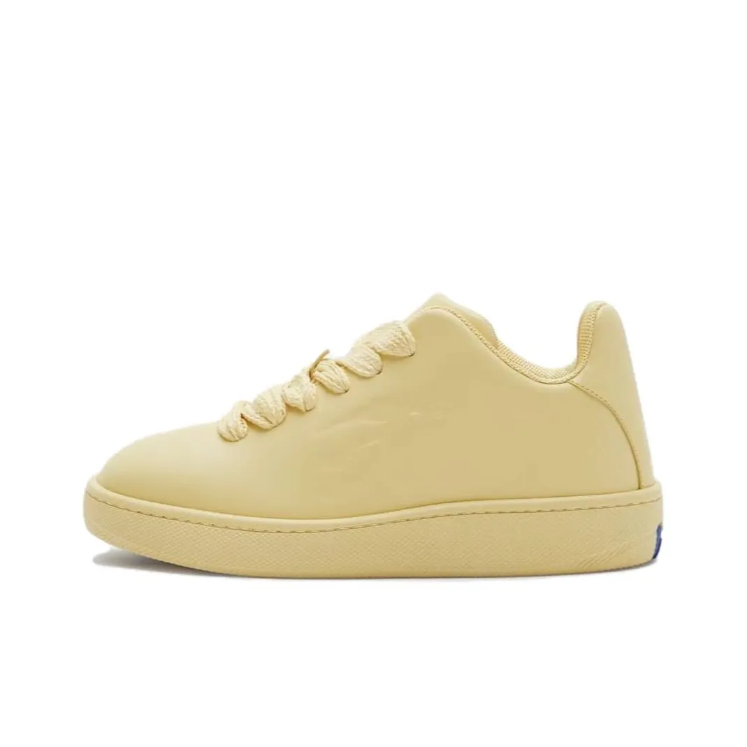 Burberry Low Top Skateboard Shoes Women's Yellow