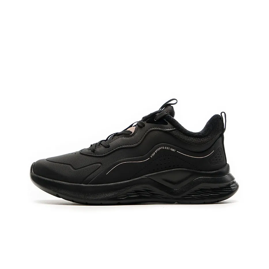 XTEP Thickened And Fleece Lined Padded Shoes Leather Upper Warm Running Shoes Women's Black