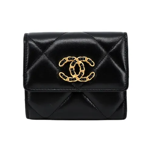 CHANEL Женские кошельки