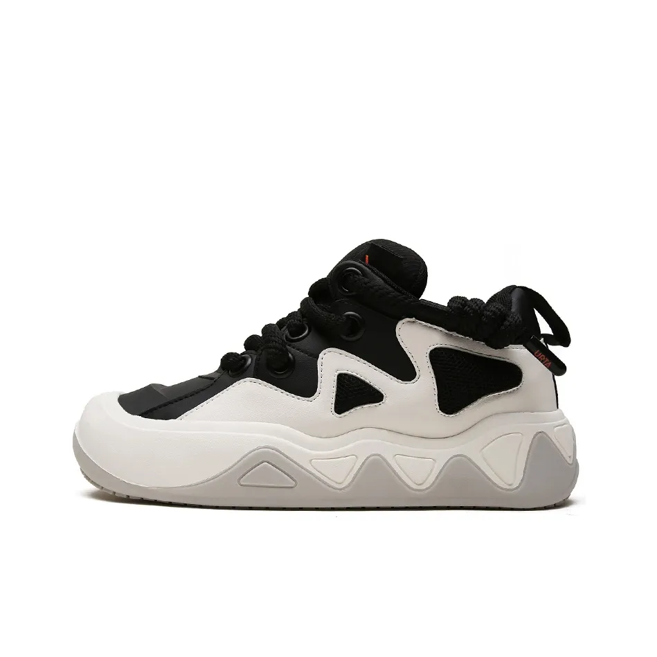 Differences between Kyries 3 shoe lines