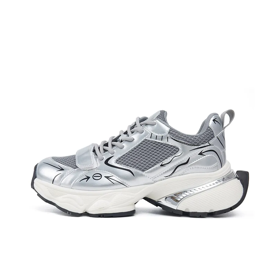 HERLOOK Slanted Head Hook-and-Loop Casual Shoes Low-Top Chunky Sneakers Women's Silver